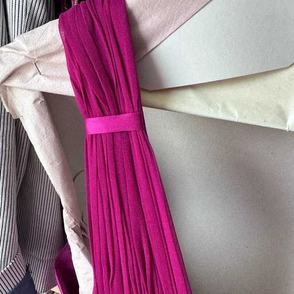 Elegant Pink Evening Dress, Size 4. - Picture 6 of 15